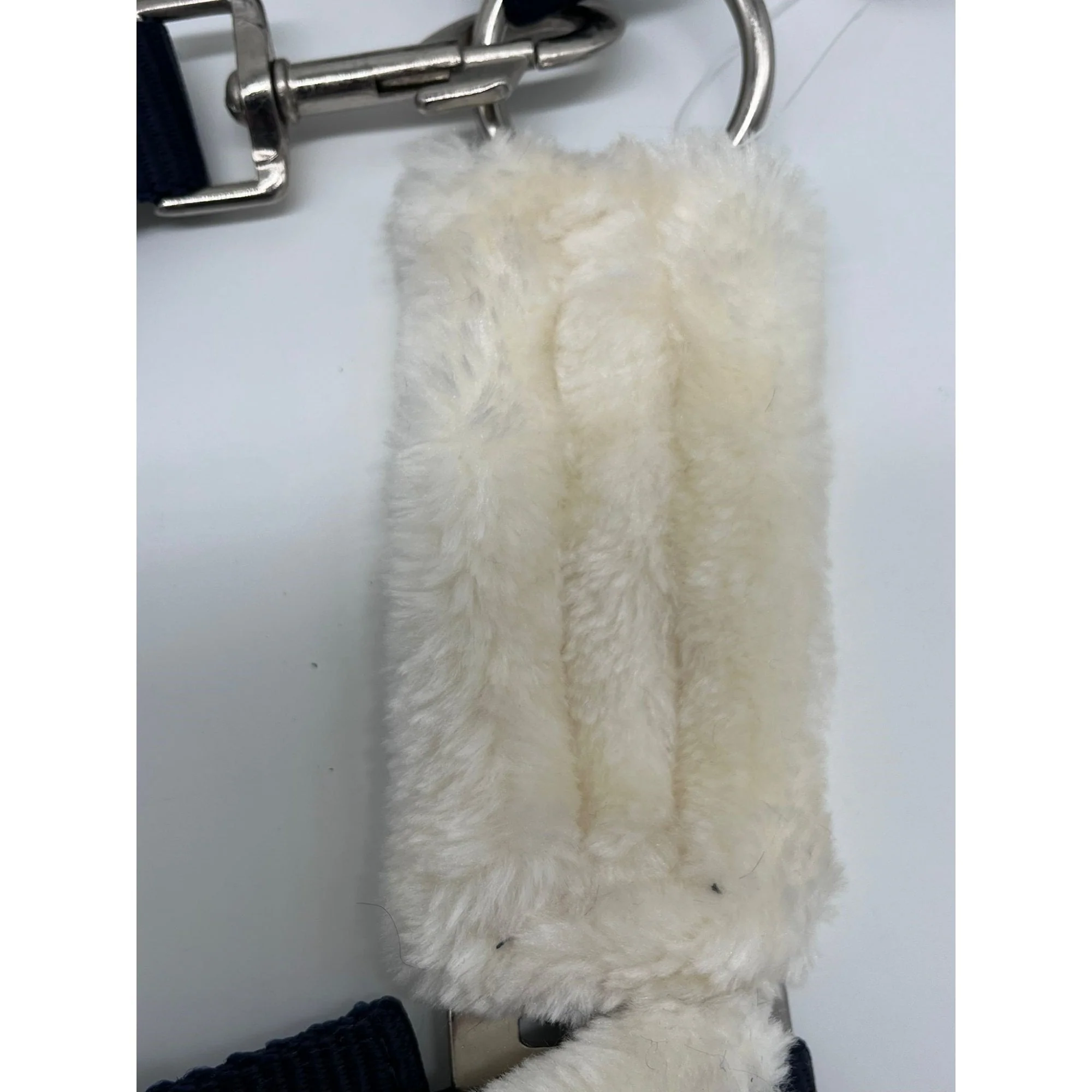 Shetland Head Collar With Contrast Fur - Image 6